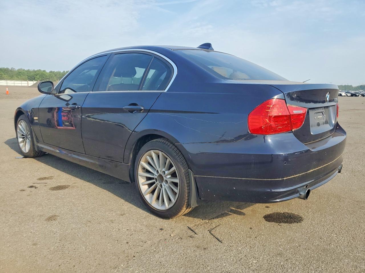 2010 BMW 3 SERIES
