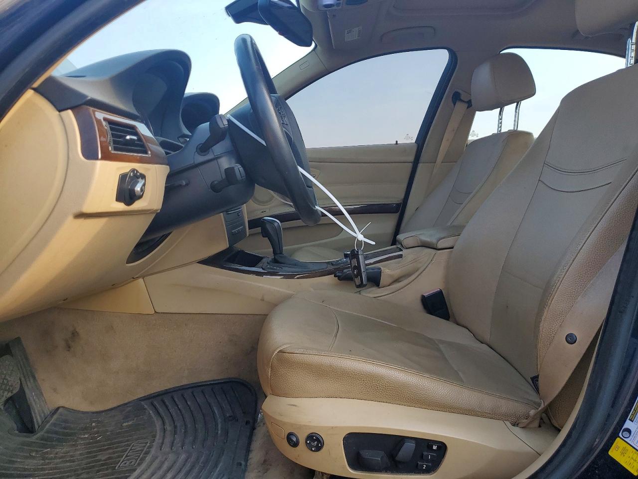 2010 BMW 3 SERIES