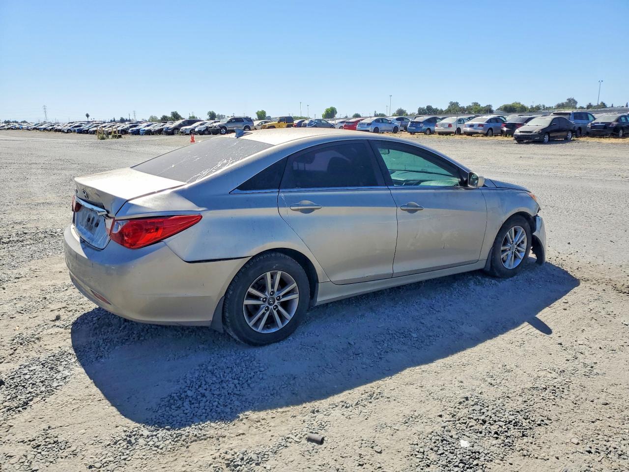 2011 HYUNDAI SONATA