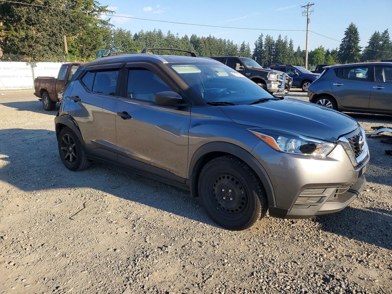 2019 NISSAN KICKS
