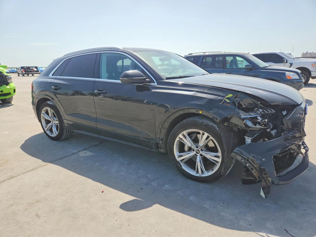 2023 AUDI Q8