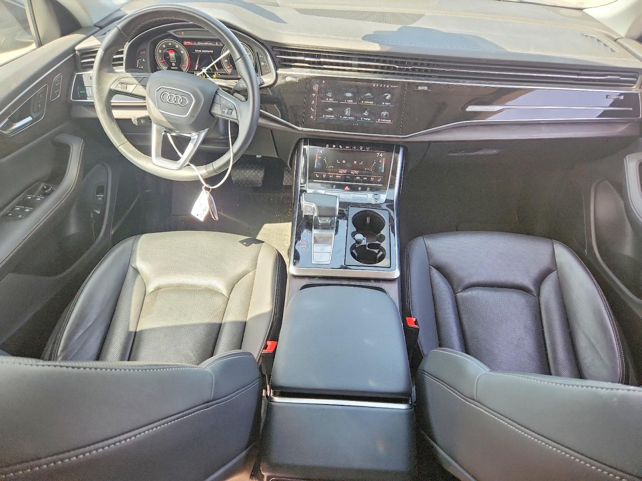 2023 AUDI Q8