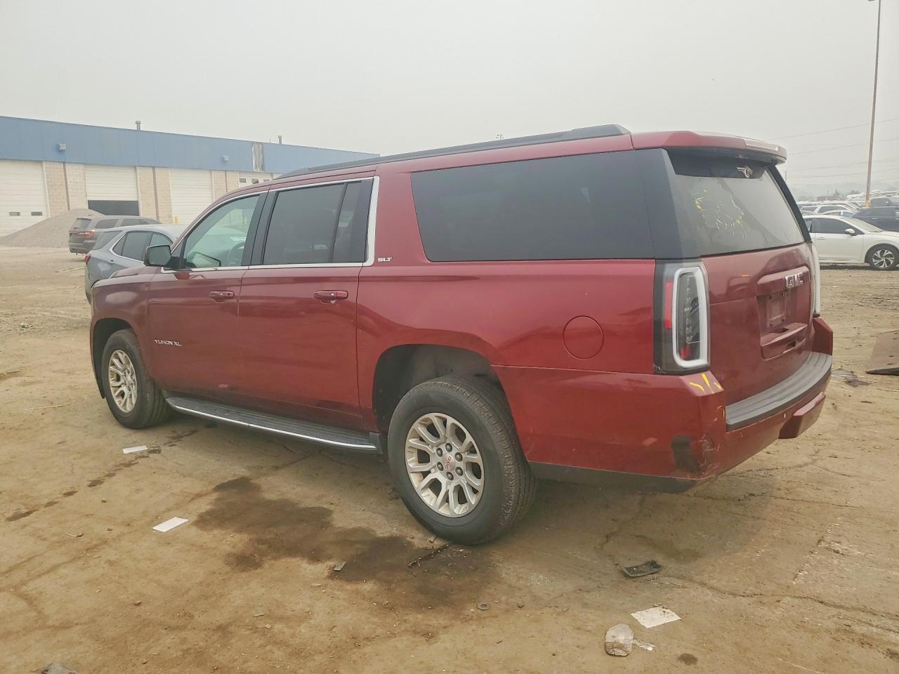 2016 GMC YUKON