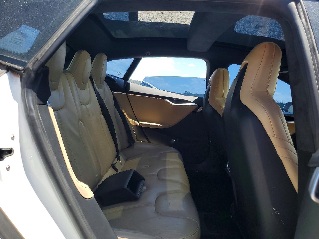 2016 TESLA MODEL S