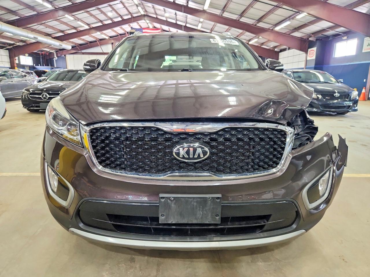 2016 KIA SORENTO