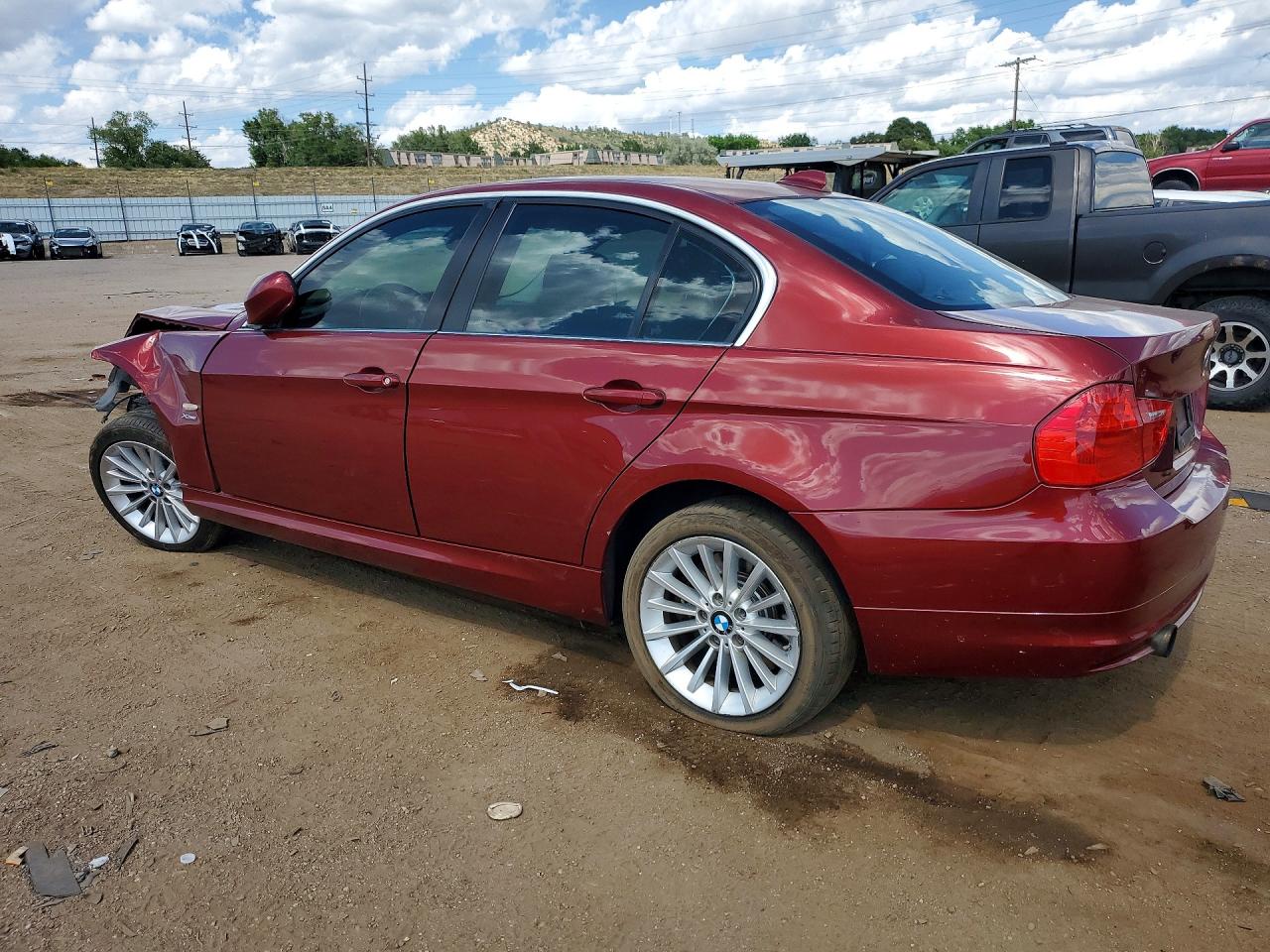 2011 BMW 3 SERIES