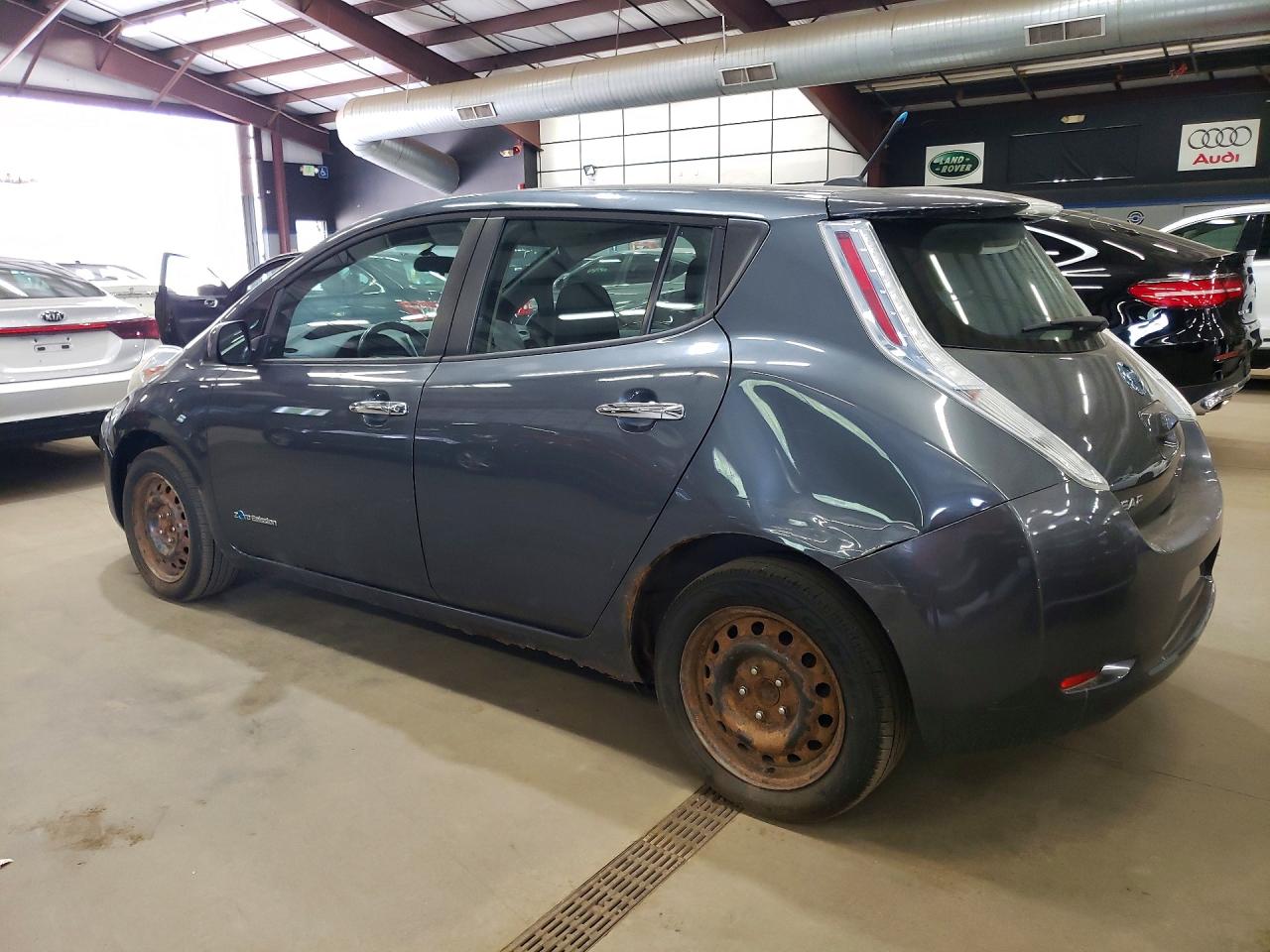 2013 NISSAN LEAF