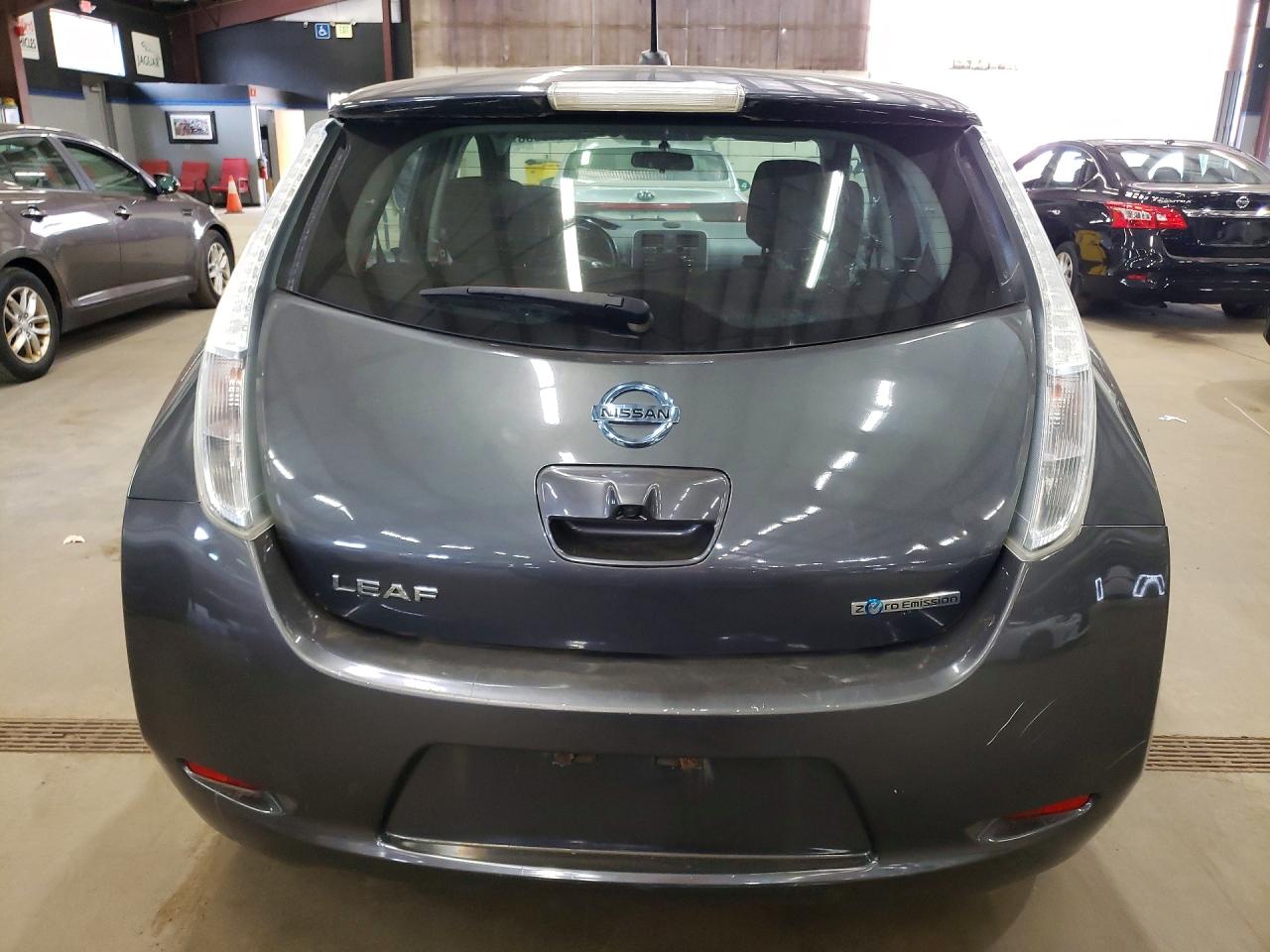 2013 NISSAN LEAF