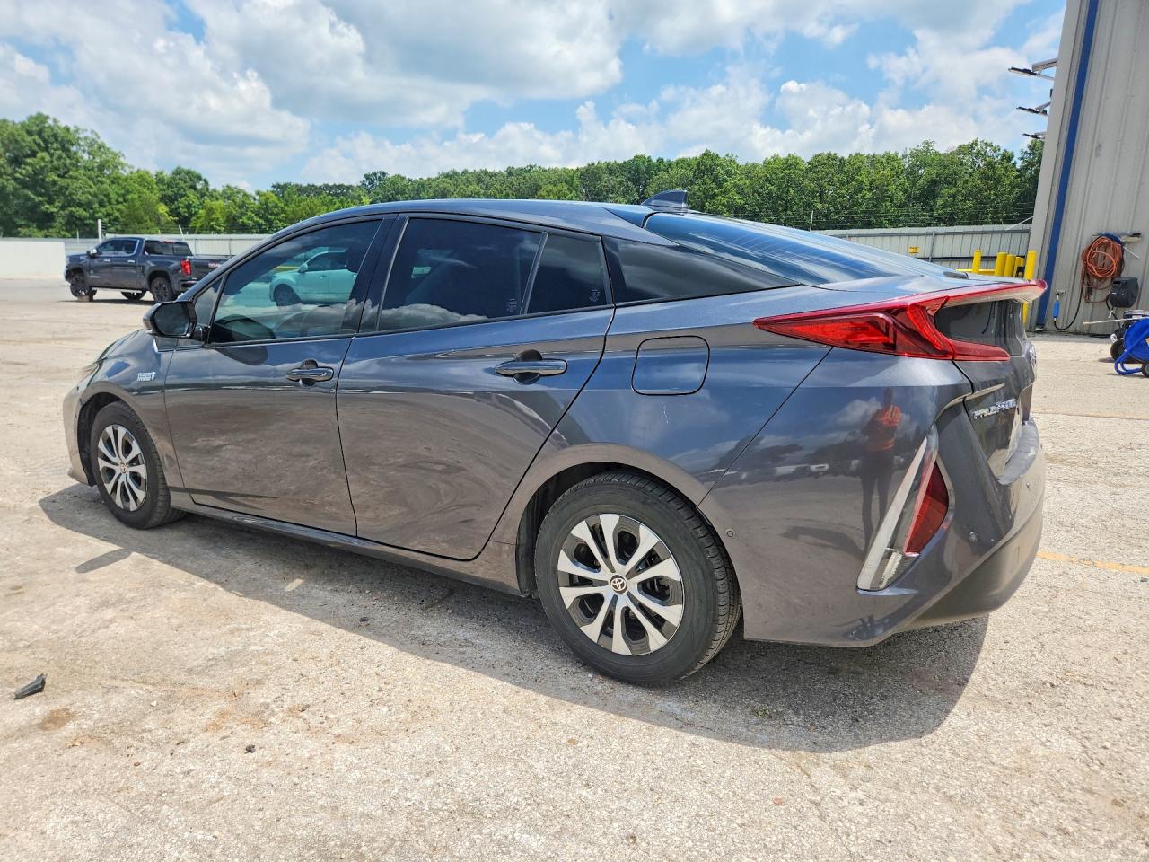 2020 TOYOTA PRIUS