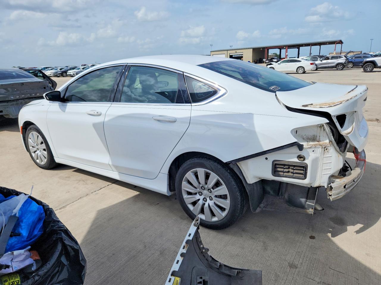 2015 CHRYSLER 200