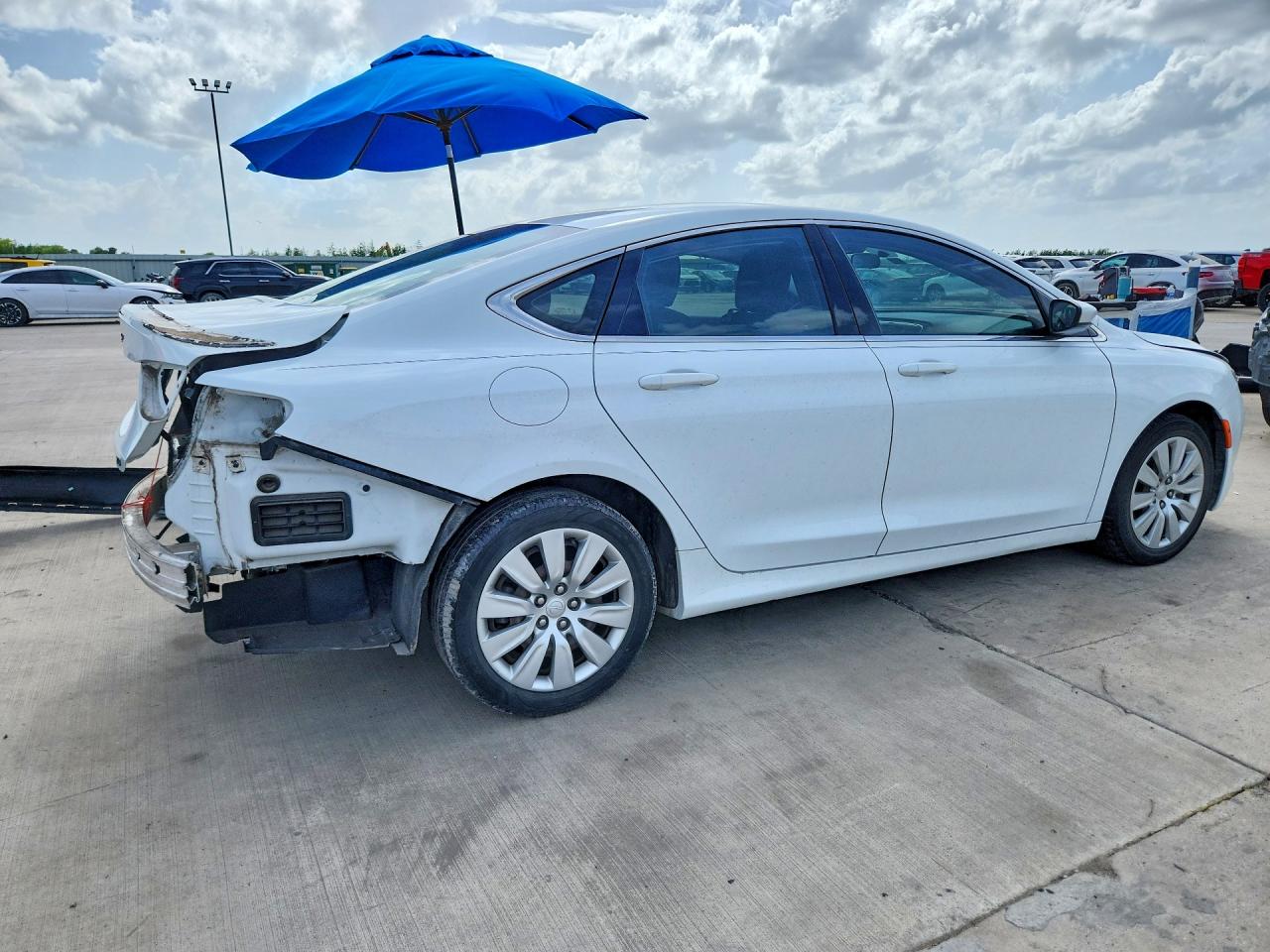 2015 CHRYSLER 200
