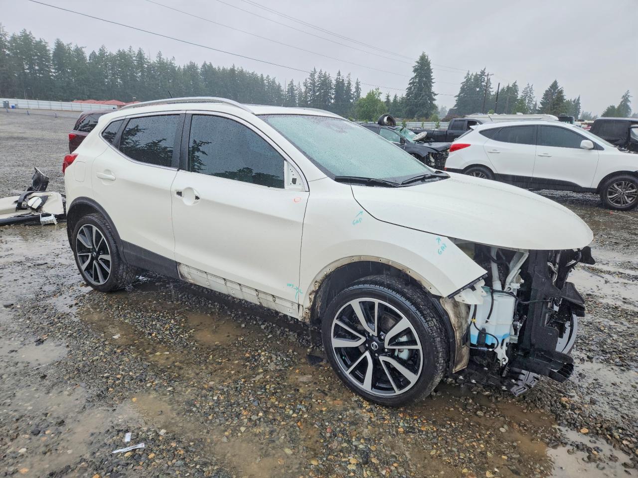 2019 NISSAN ROGUE
