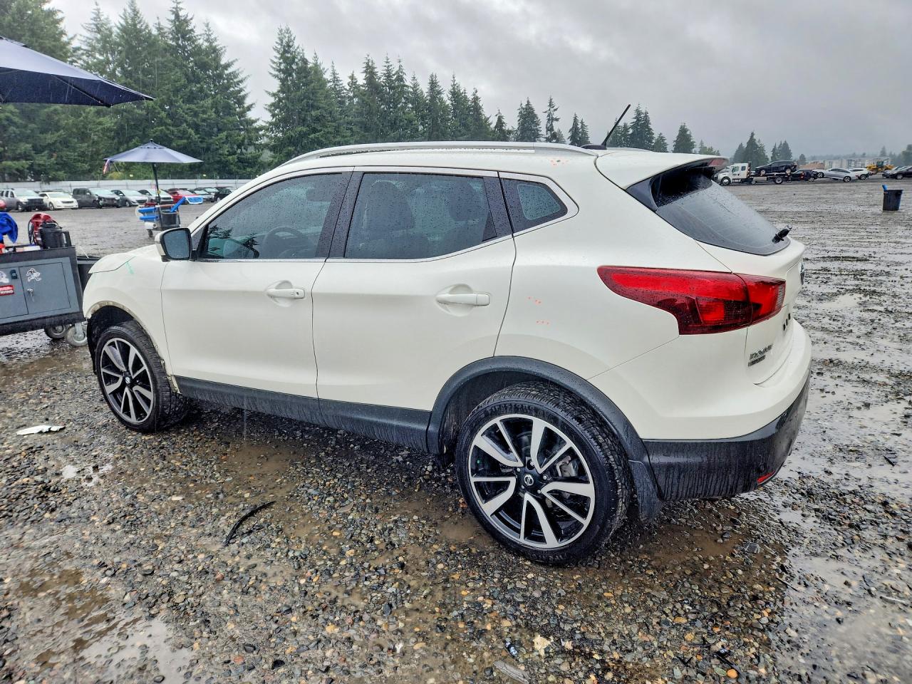 2019 NISSAN ROGUE