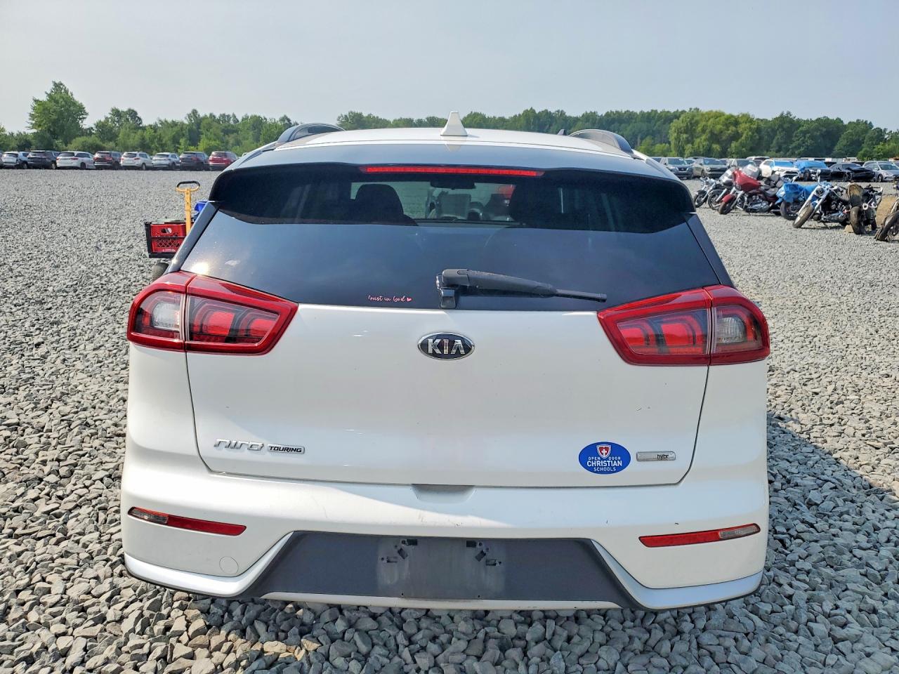 2017 KIA NIRO