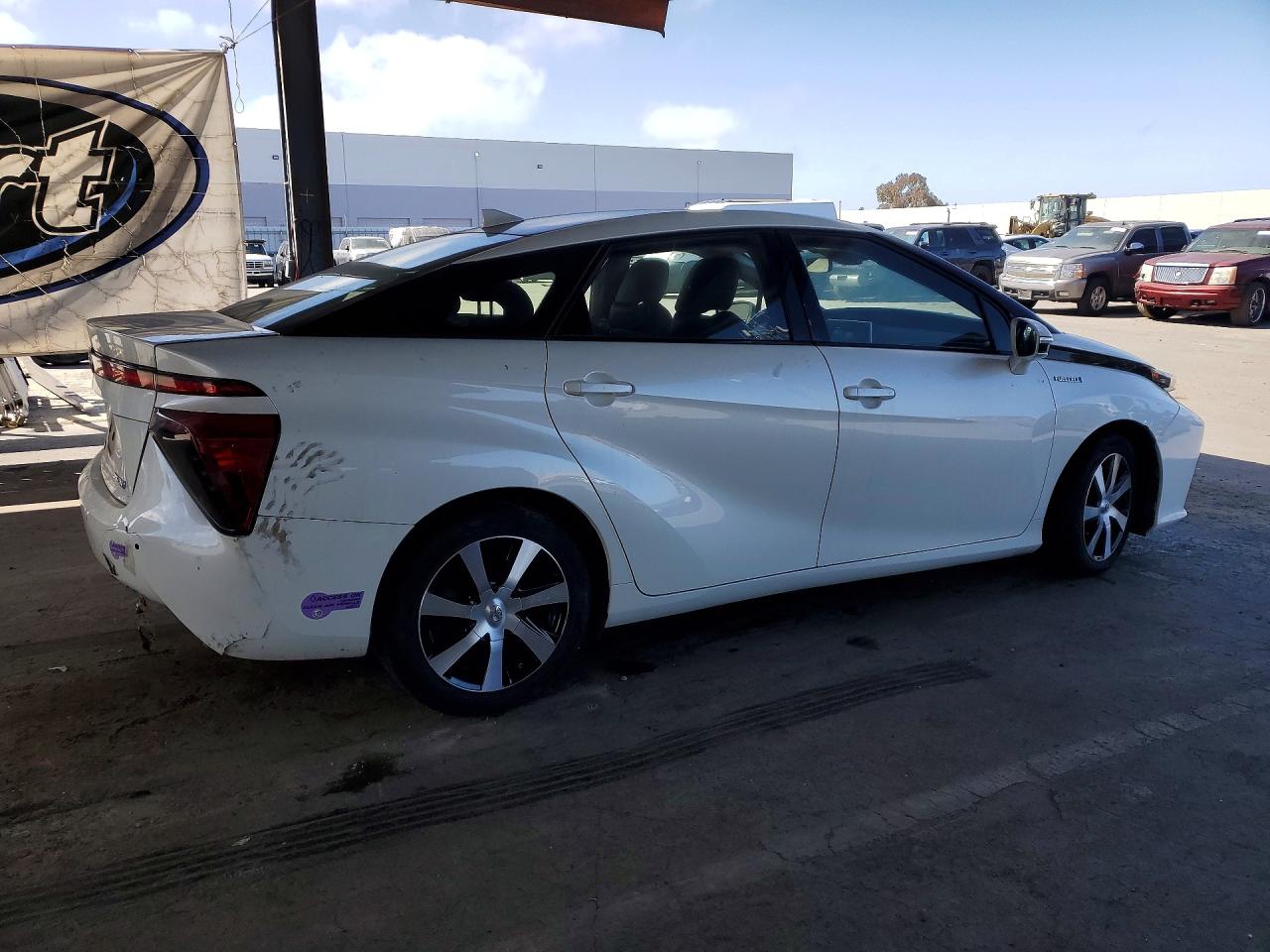 2019 TOYOTA MIRAI BASE