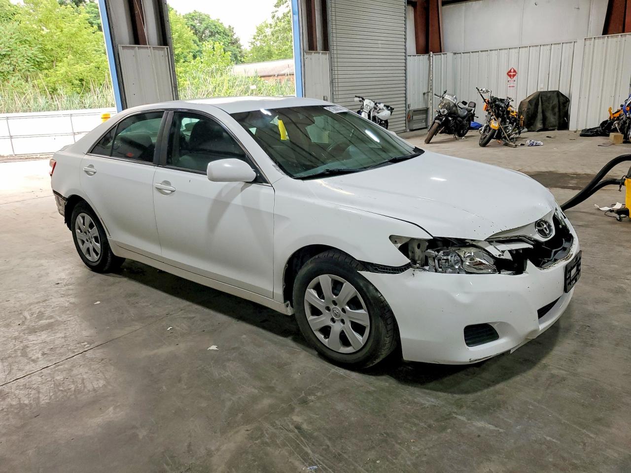 2010 TOYOTA CAMRY