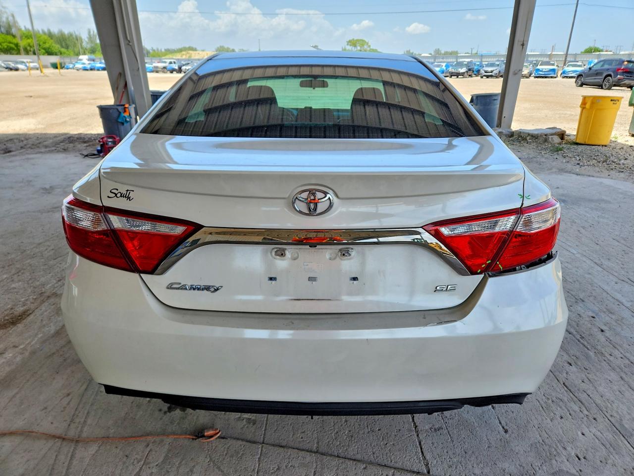 2015 TOYOTA CAMRY