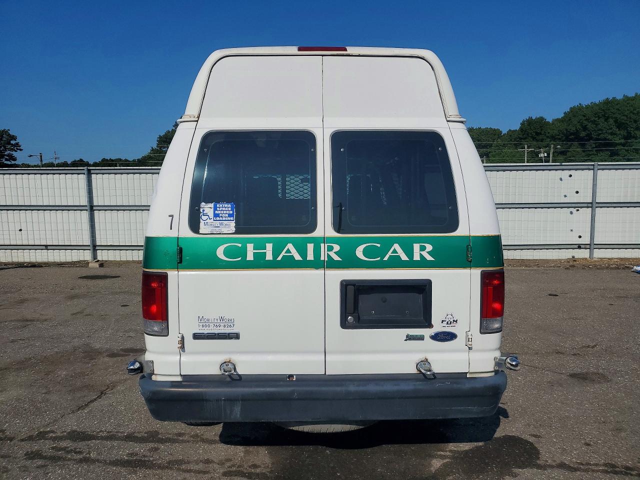 2009 FORD ECONOLINE