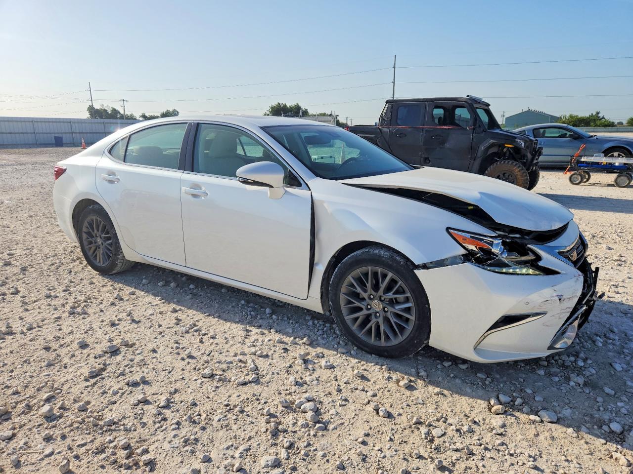 2018 LEXUS ES350