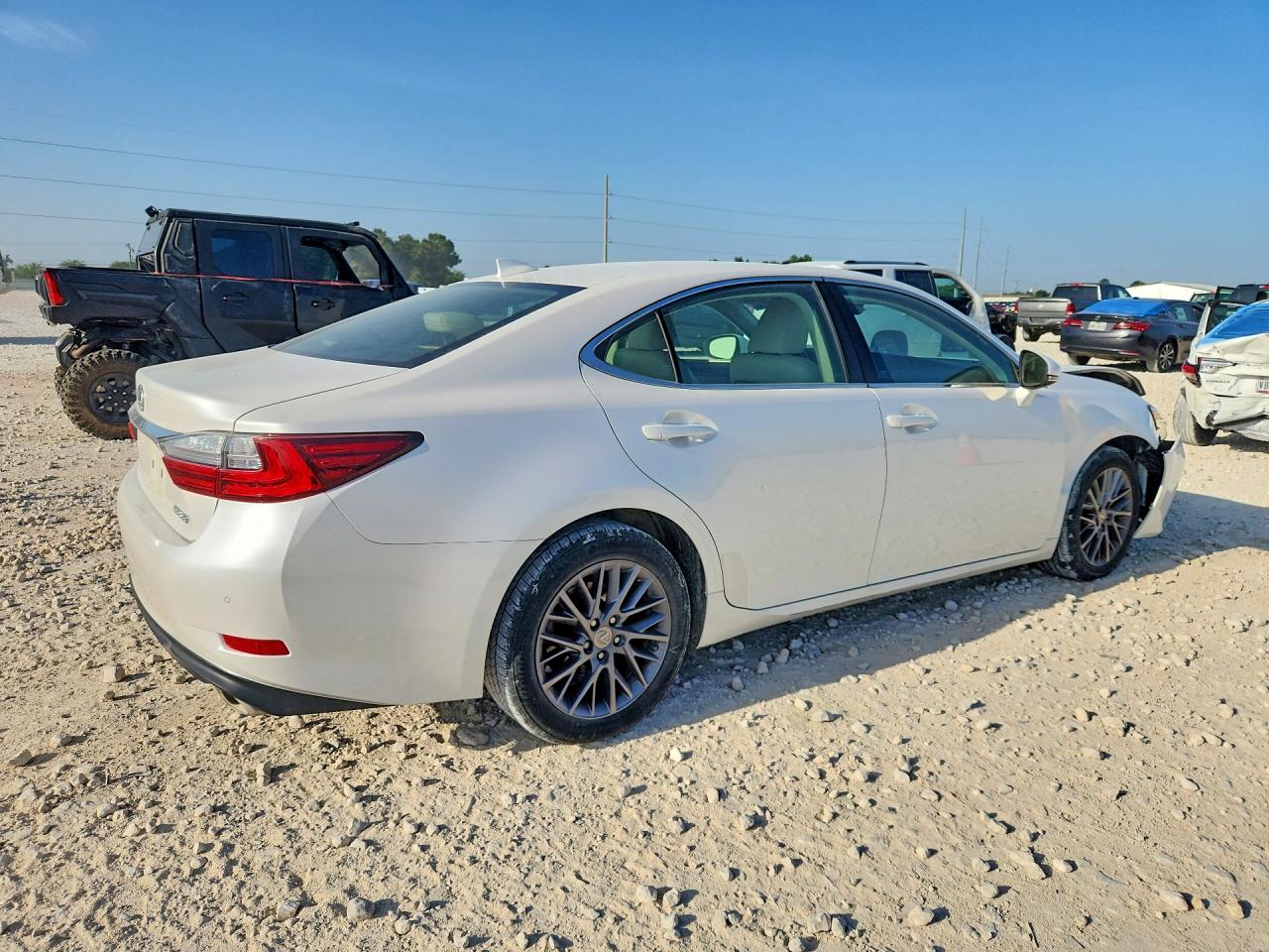 2018 LEXUS ES350