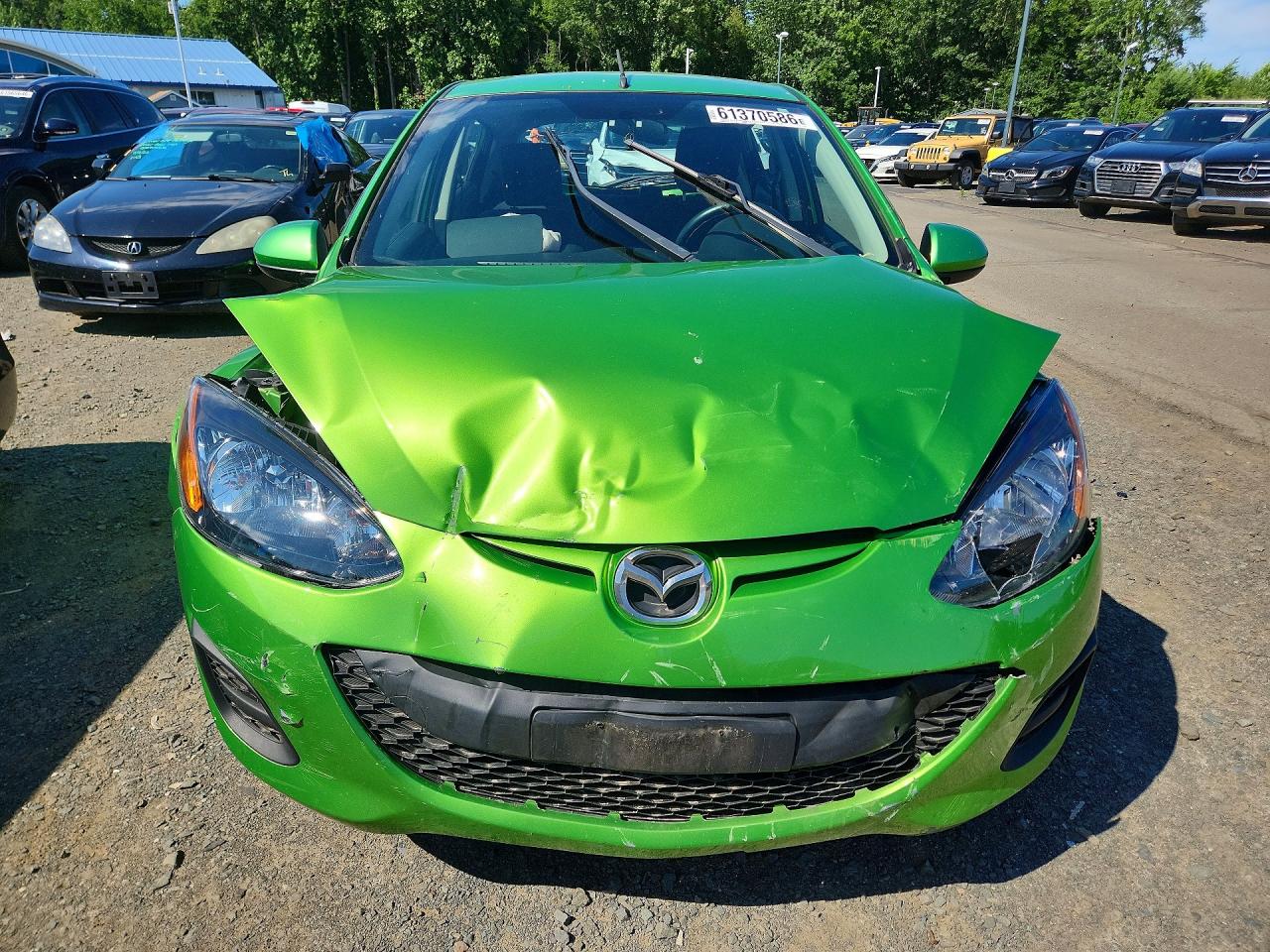 2011 MAZDA 2