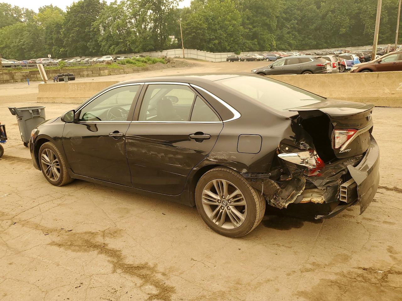 2017 TOYOTA CAMRY