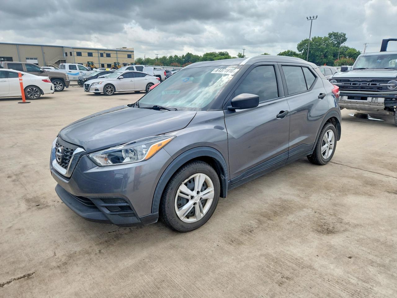 2019 NISSAN KICKS