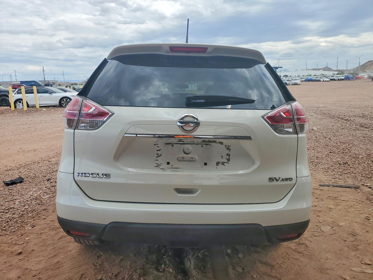 2016 NISSAN ROGUE