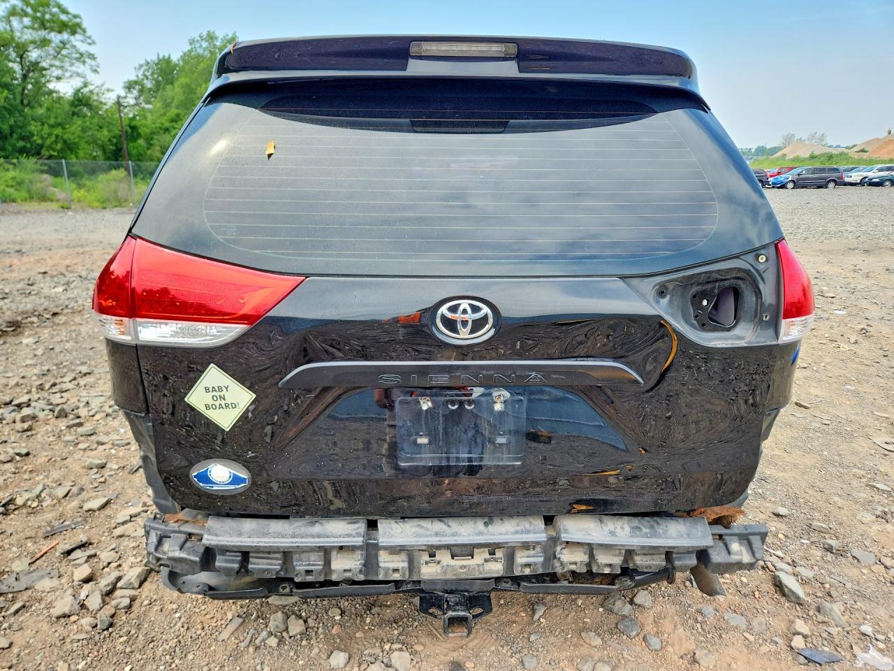 2014 TOYOTA SIENNA