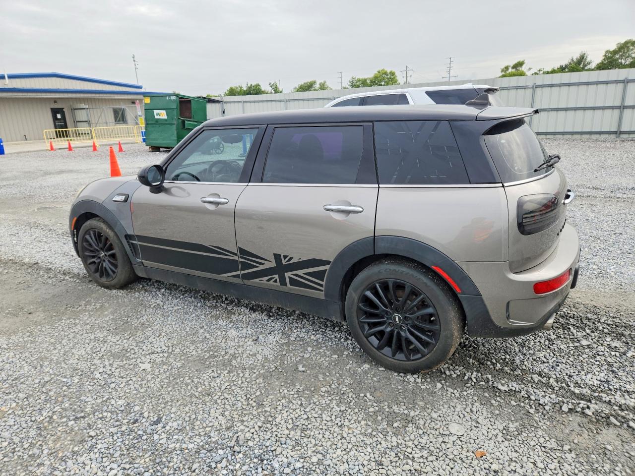 2017 MINI COOPER