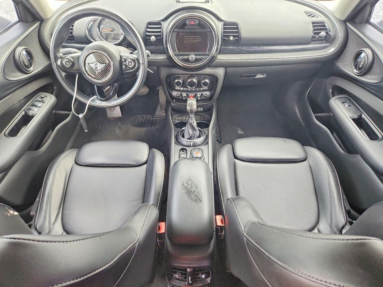 2017 MINI COOPER