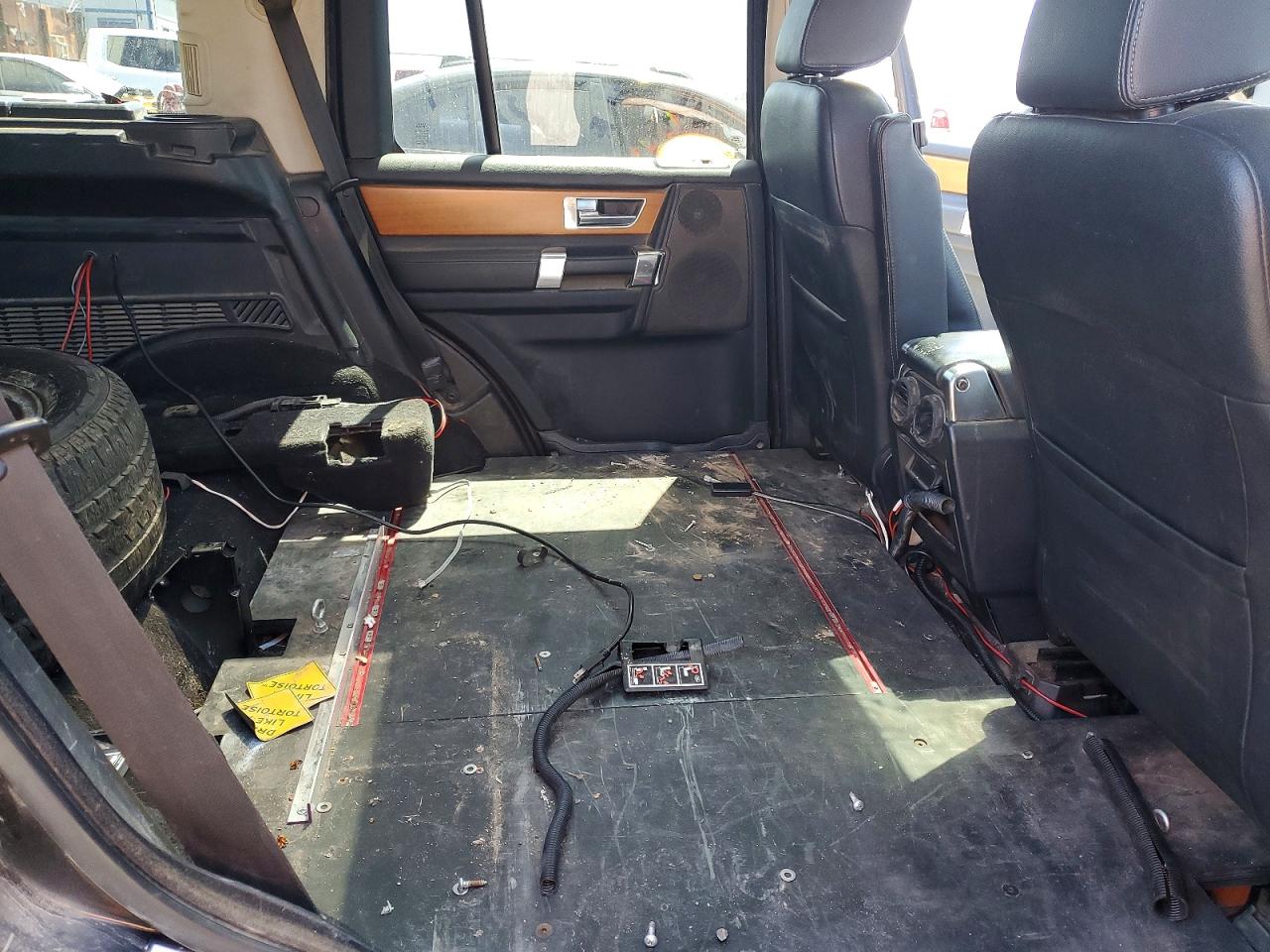 2013 LAND ROVER LR4
