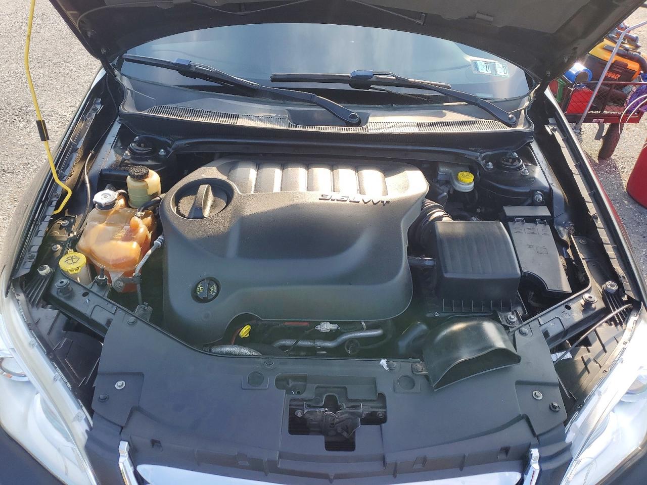 2012 CHRYSLER 200