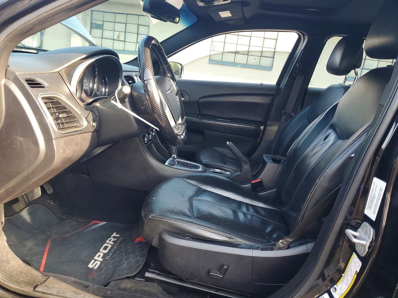 2012 CHRYSLER 200
