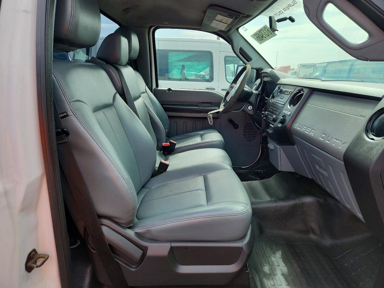 2015 FORD F550
