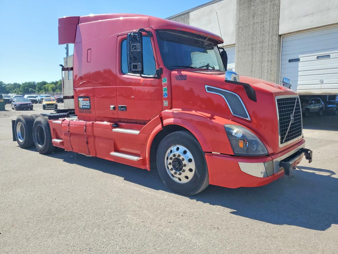 2016 VOLVO VN