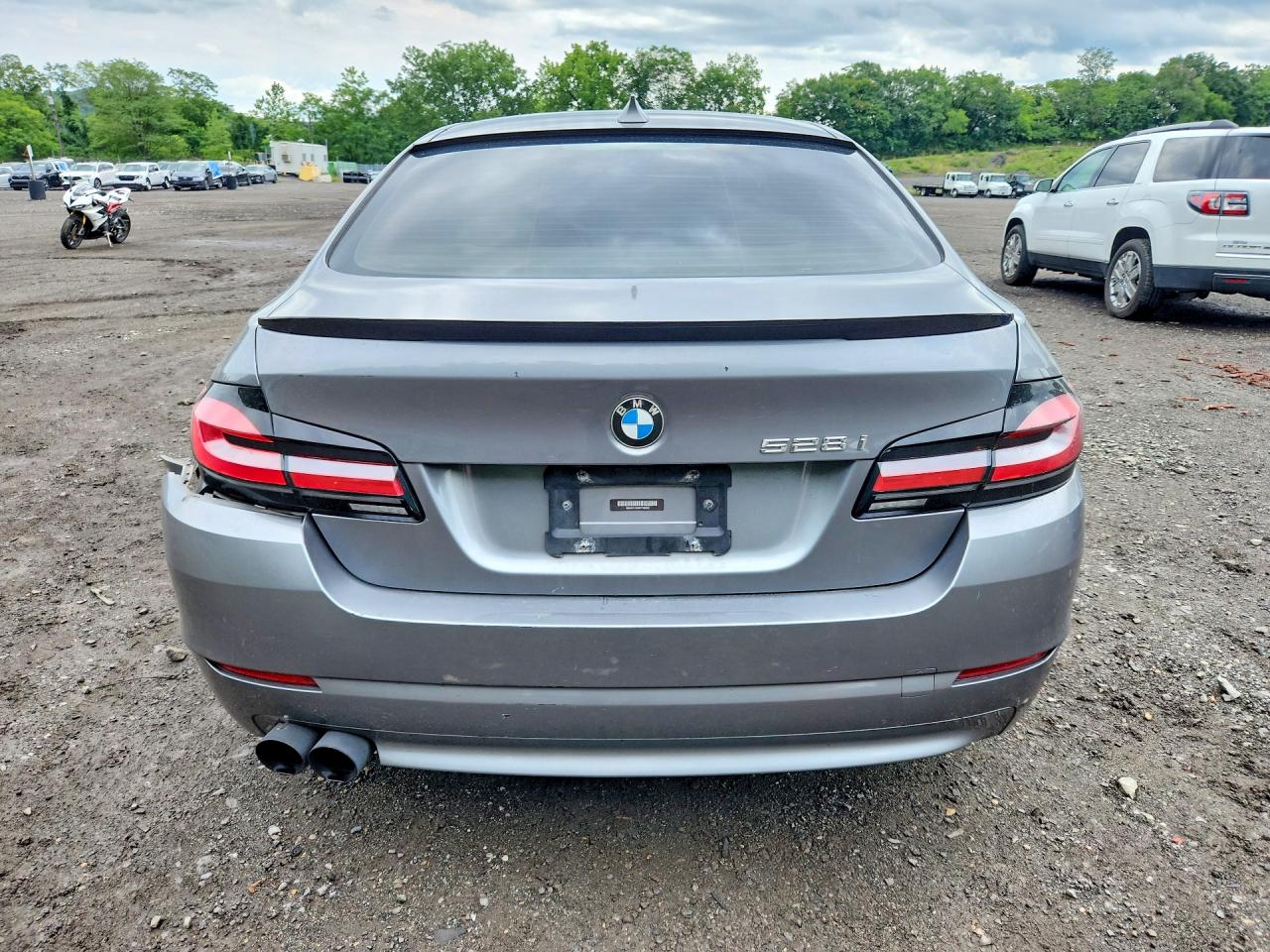 2011 BMW 5 SERIES
