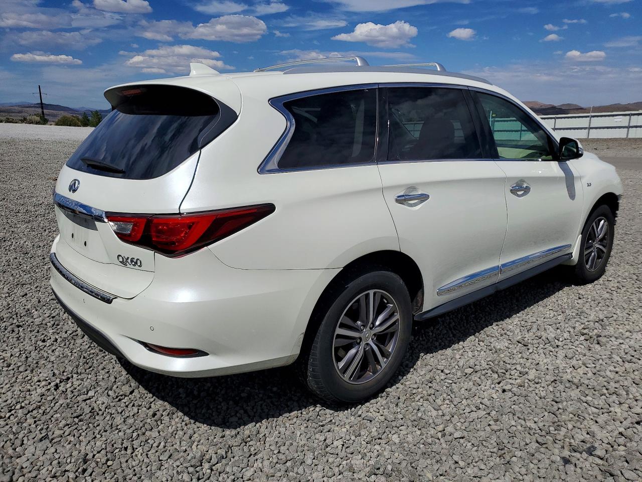2017 INFINITI QX60