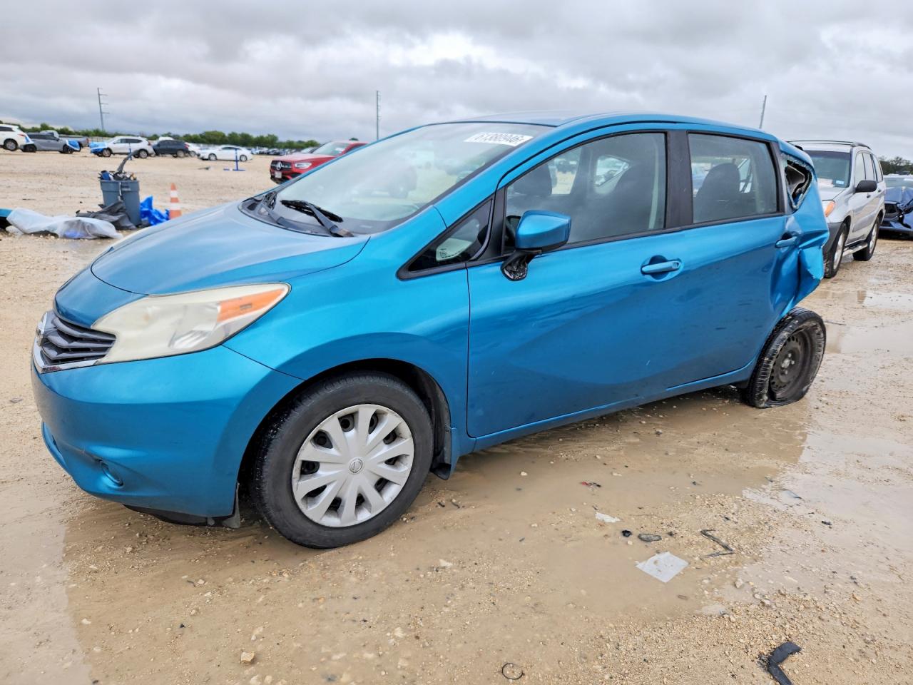 2015 NISSAN VERSA