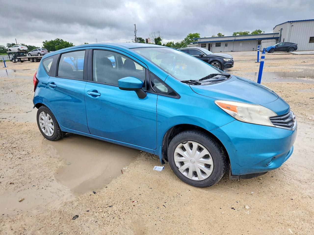 2015 NISSAN VERSA