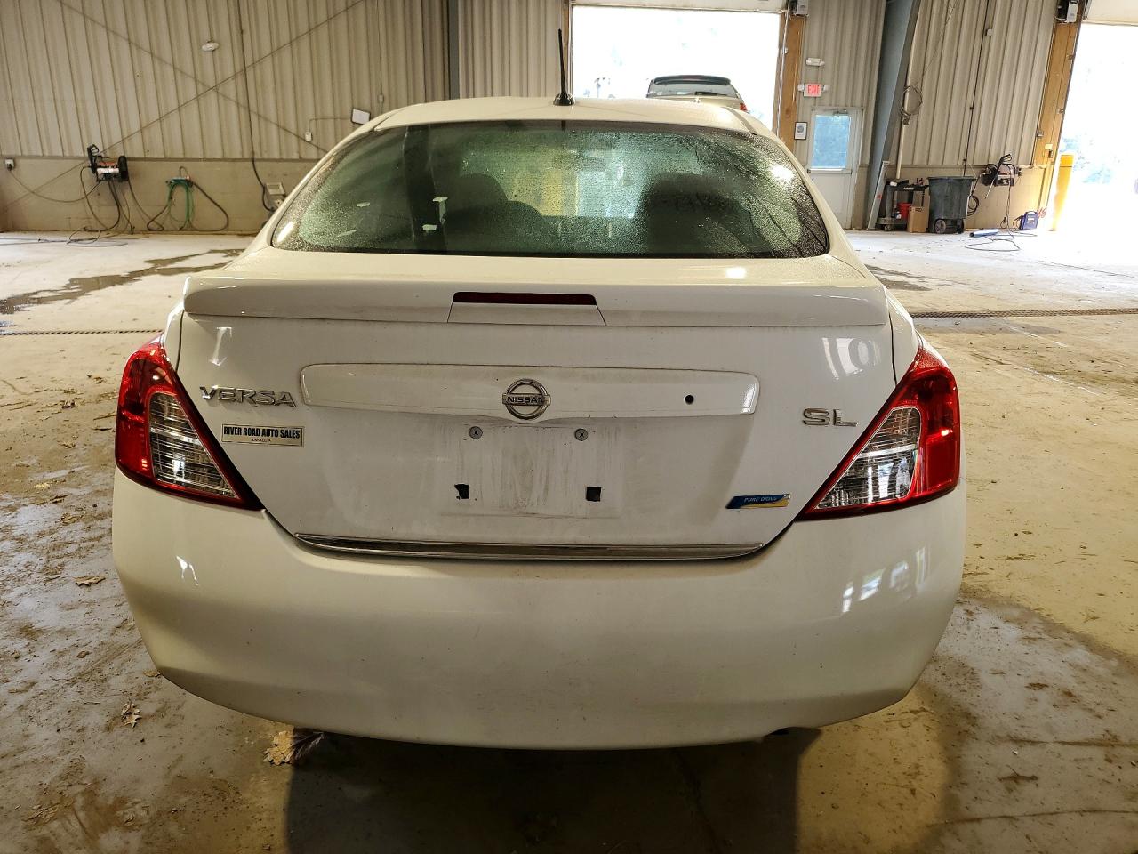 2014 NISSAN VERSA