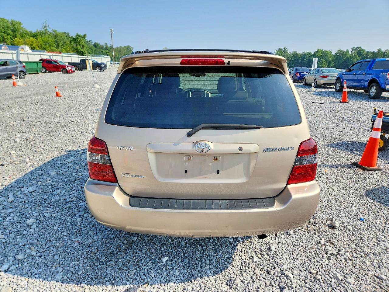 2004 TOYOTA HIGHLANDER