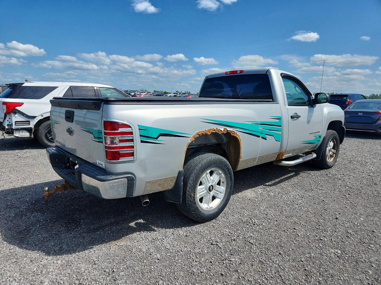 2011 CHEVROLET SILVERADO