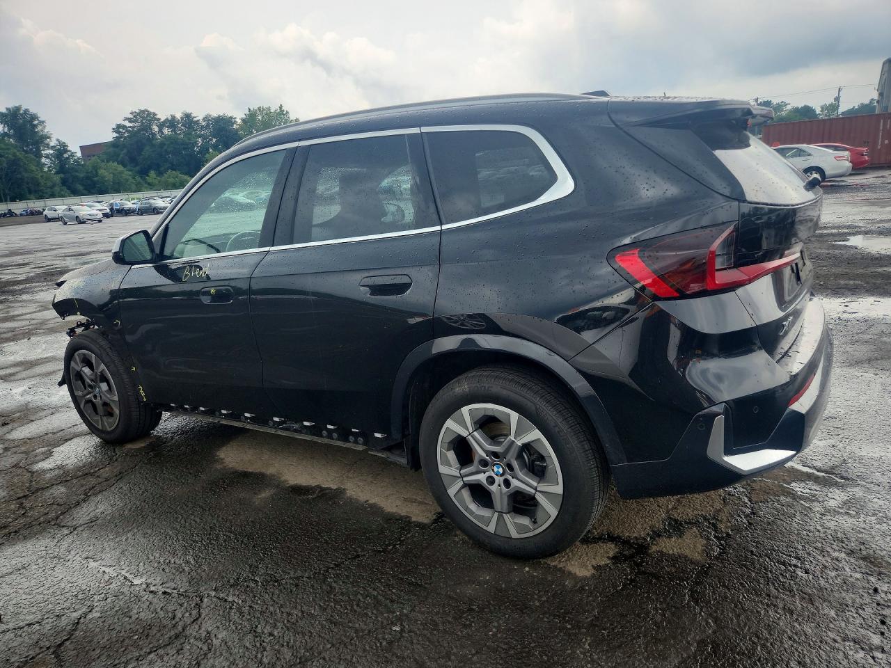 2023 BMW X1