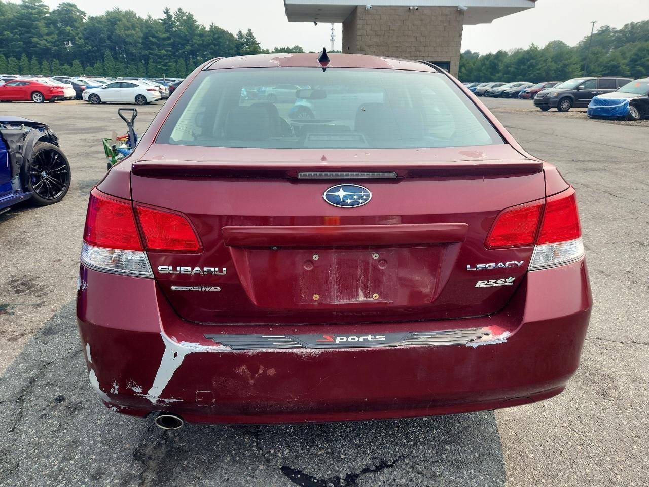2011 SUBARU LEGACY