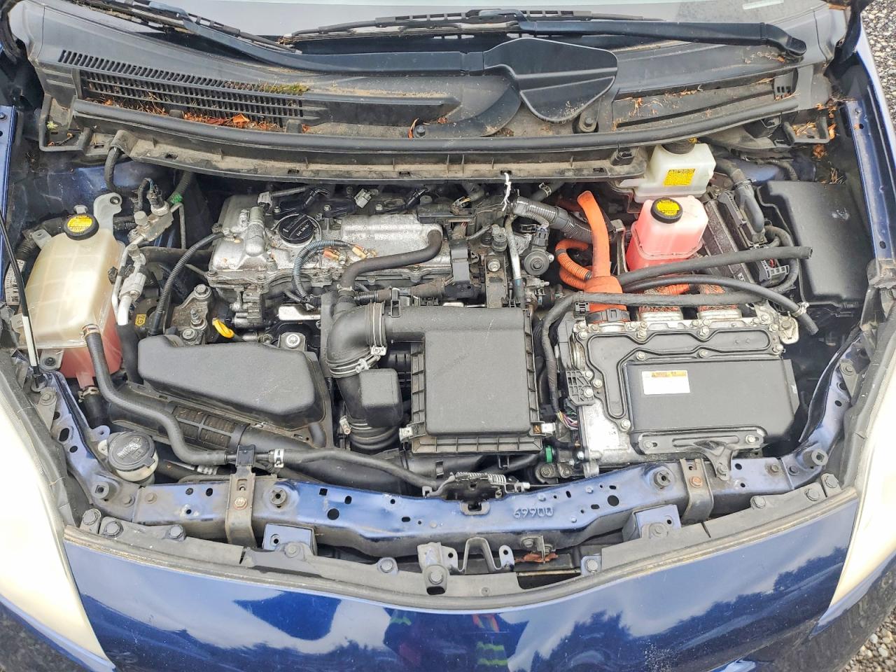 2013 TOYOTA PRIUS THRE