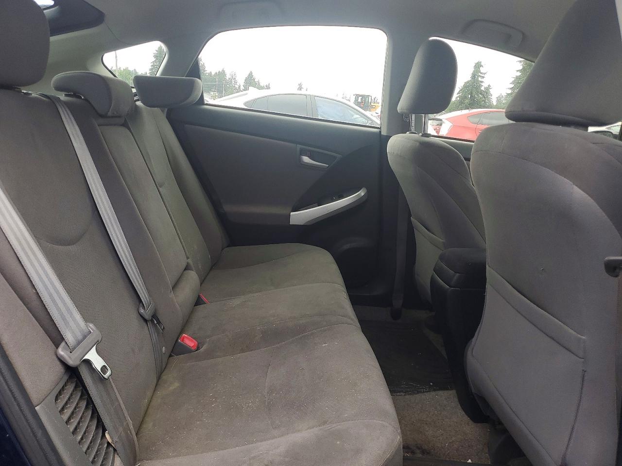 2013 TOYOTA PRIUS THRE
