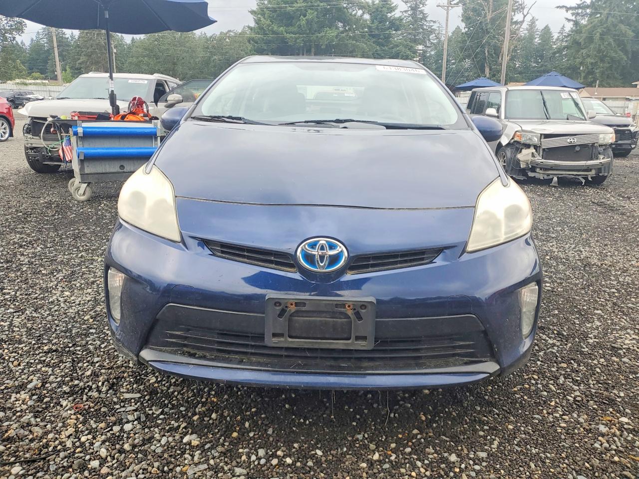 2013 TOYOTA PRIUS THRE