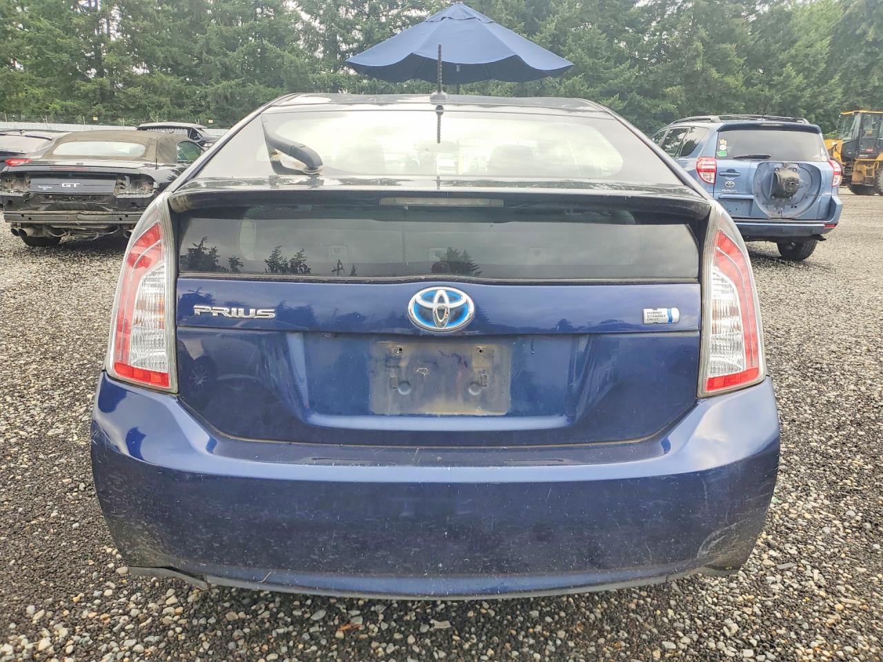 2013 TOYOTA PRIUS THRE