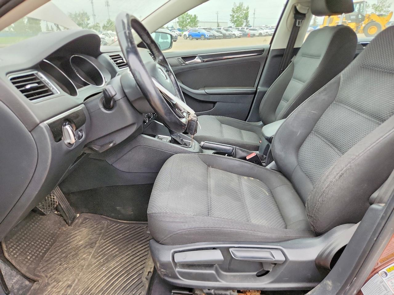 2016 VOLKSWAGEN JETTA